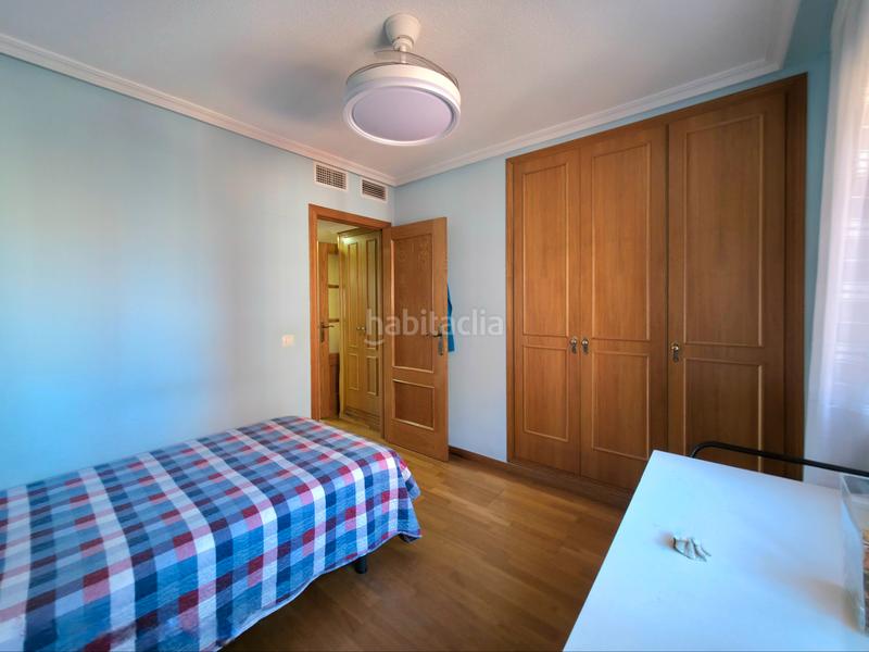 Foto bd6e991c-945a-4ff8-babd-9bfa328a4ccb. Pis a carrer nadadora carmen soto 10 a Babel Alicante