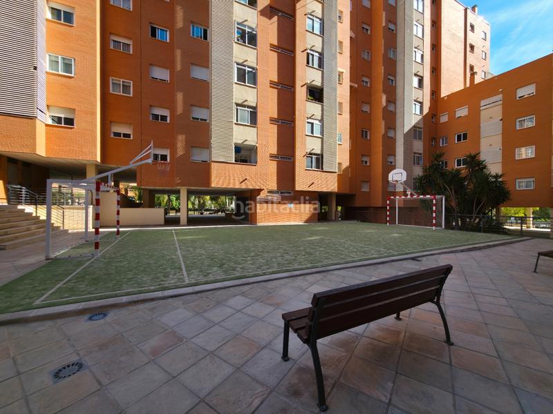 Foto d3b04870-23d1-46d8-a548-074636c08d6d. Pis a carrer nadadora carmen soto 10 a Babel Alicante