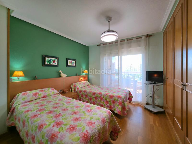 Foto d90f2f82-8abc-4c6d-9b27-4b60b51e7845. Pis a carrer nadadora carmen soto 10 a Babel Alicante