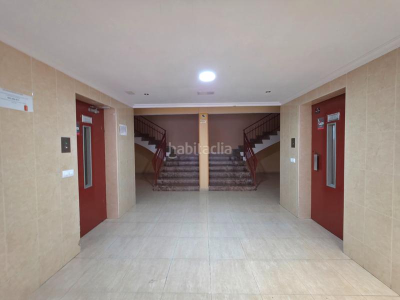 Foto 89676319-429f-4e13-8f71-5d72de8e8da7. Piso amplio piso de esquina con vistas despejadas en Alicante