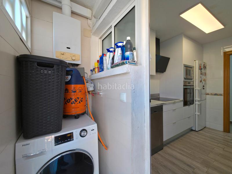 Foto a43b8ada-e2d3-407e-a663-d93fed97cd2f. Piso amplio piso de esquina con vistas despejadas en Alicante