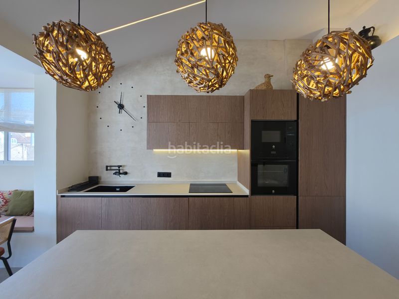 Foto 0433f623-f881-477d-b9fe-0bca76b7c87c. Àtic amb calefacció a Barrio del Centro Alicante