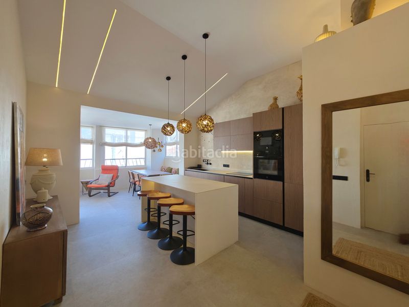 Foto 15ca16f4-7637-4c16-9e18-11fb7725064c. Àtic amb calefacció a Barrio del Centro Alicante