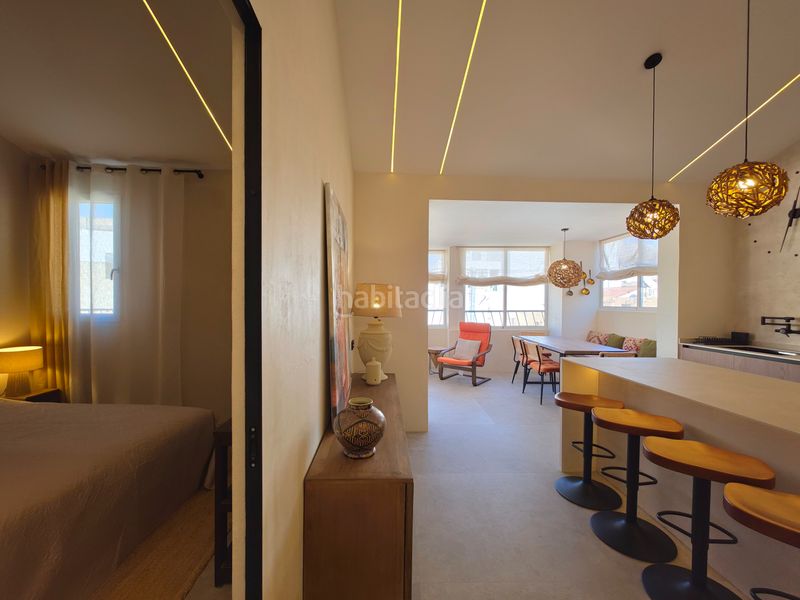 Foto 851cff0f-0a34-4e5e-885e-30fd7812a0e9. Àtic amb calefacció a Barrio del Centro Alicante