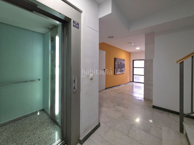 Foto 23fd78ed-5d26-406a-9875-169db7230a31. Penthouse in carrer de les normes de castello 6 in Campello (el)