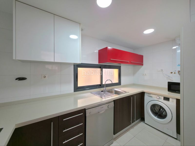 Foto 9b5bd119-647d-413f-b543-9bd171f73956. Penthouse in carrer de les normes de castello 6 in Campello (el)
