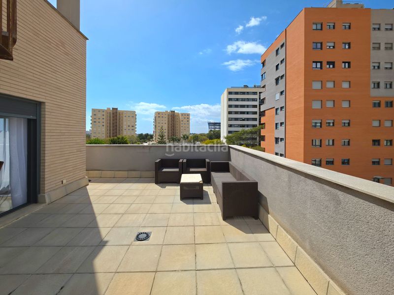 Foto ba223354-c0ae-463f-ae87-7ae8a3069726. Penthouse in carrer de les normes de castello 6 in Campello (el)
