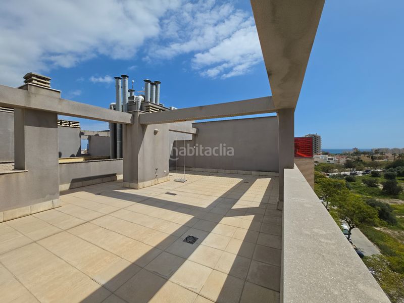 Foto c08eaf6c-9189-4ba4-98f6-4618453f31bf. Penthouse in carrer de les normes de castello 6 in Campello (el)