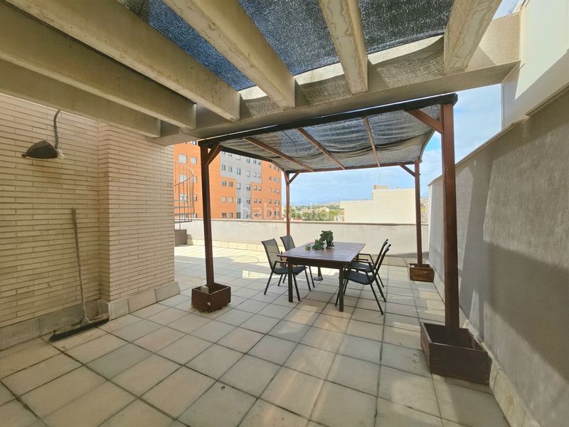Foto ea49b5d1-3838-47ce-9fb0-756797769318. Penthouse in carrer de les normes de castello 6 in Campello (el)