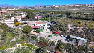 Bauernhof en Bonalba-Cotoveta. Casa de campo con vistas despejadas
