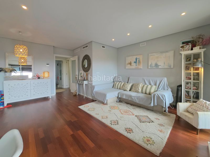 Foto 2d7ab799-5c01-4962-b14a-c45d0ad0848a. Pis amb calefacció aparcament piscina a PAU 5 Alicante