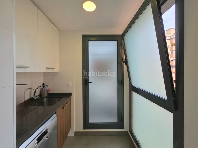 Foto 562a68a7-e2fa-4b26-bf74-a9470a261ca1. Pis amb calefacció aparcament piscina a PAU 5 Alicante