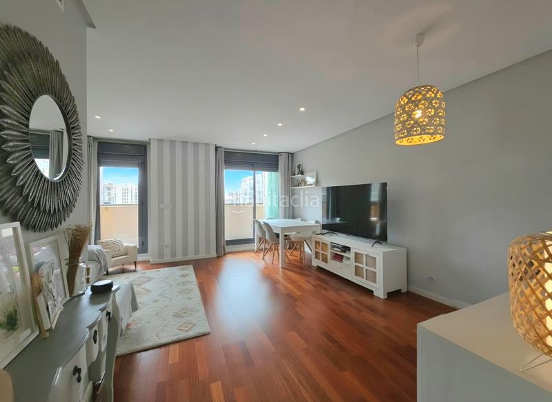 Foto af71c311-9e64-424a-b518-69f45089f496. Pis amb calefacció aparcament piscina a PAU 5 Alicante