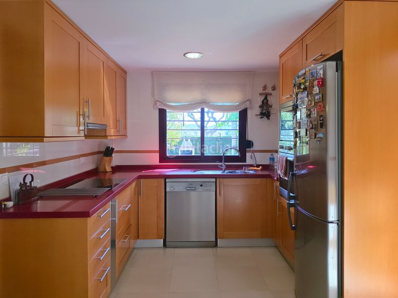 Foto 757c7989-c662-4589-98ca-eeb654072b64. Xalet amb calefacció aparcament piscina a Almajada-Ravel Mutxamel