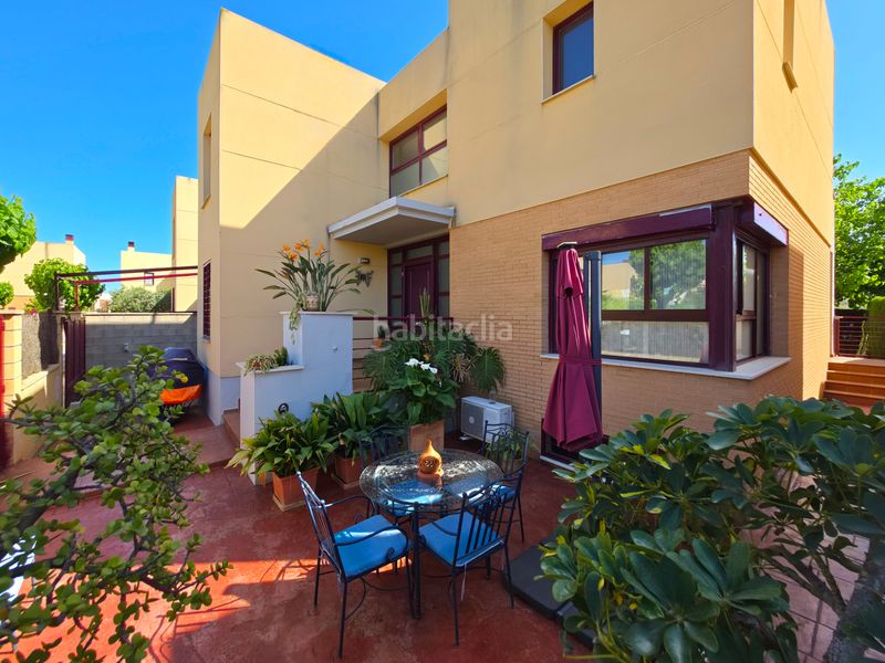 Foto 77b27ef2-11b7-4df5-a140-9b059fe1463a. Xalet amb calefacció aparcament piscina a Almajada-Ravel Mutxamel