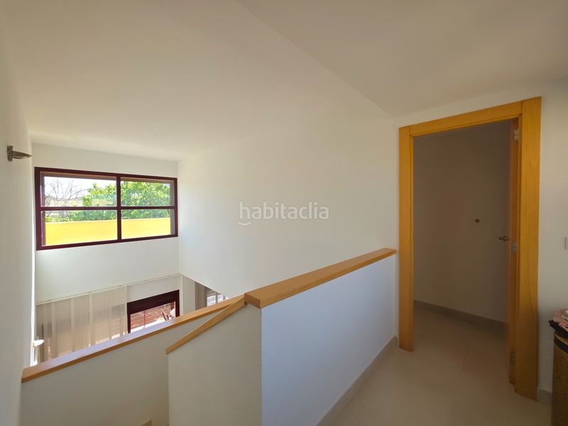 Foto b76bd770-e930-414c-af2a-4f41cb633b57. Xalet amb calefacció aparcament piscina a Almajada-Ravel Mutxamel