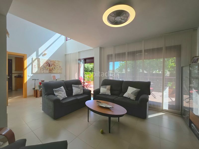 Foto d66176c8-b2d2-4990-950c-3137591707e0. Xalet amb calefacció aparcament piscina a Almajada-Ravel Mutxamel