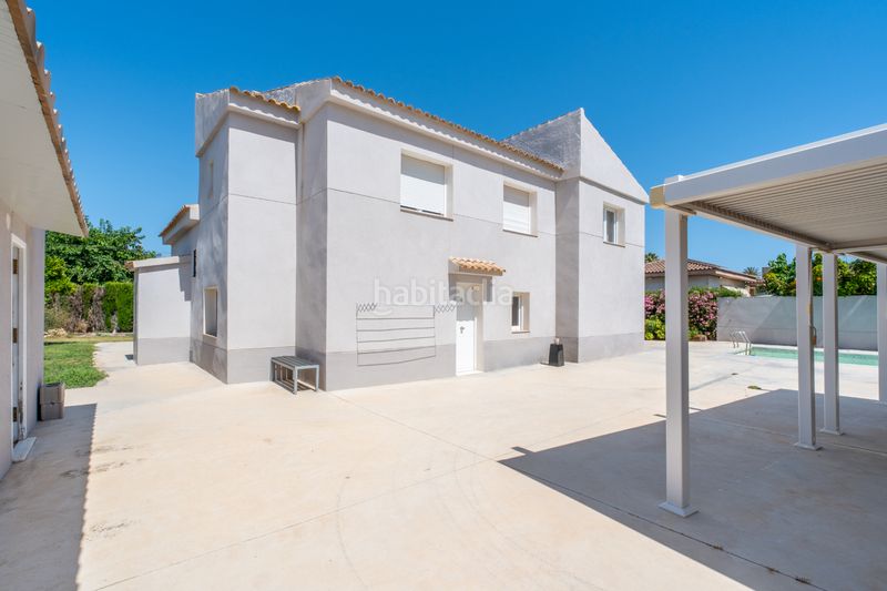 Foto aee489ca-d4ca-4d74-9763-f9c858b81782. Casa amb calefacció aparcament piscina a Almajada-Ravel Mutxamel
