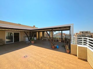 Penthouse  Calle foguerer josé angel guirao 5. Amplio ático con terraza de 90m2