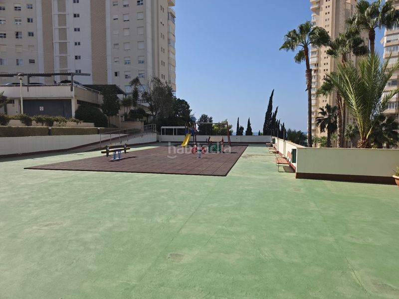 Foto e435289c-cbb8-4d53-9af1-cbbce3677dcd. Pis amb calefacció aparcament piscina a Playa Poniente Benidorm
