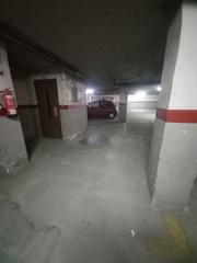 Aparcament de moto  Avinguda de la constitució. Se vende plaza de garaje para 2 motos en av. constitución  valen