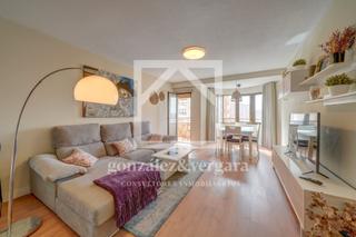 Pis  Carrer de santa cruz de la zarza. Se vende magnifico piso en c/ santa cruz de la zarza (valencia):