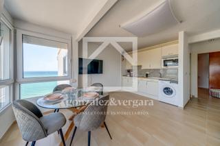 Apartament  Passeig de les goles. Se vende fantstico apartamento en primera linea de playa. el pe