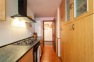 Flat  Carrer de mistral. Se vende piso en c/mistral de valencia. 3 habitaciones