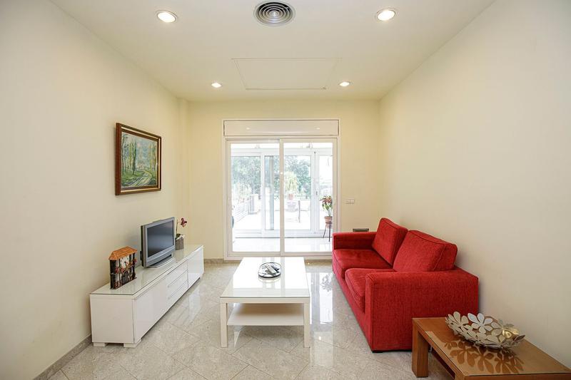 Foto 5a4ab705-5018-45fe-b004-678530398960. Alquiler piso apartamento de una habitación con terraza en taialà, . alquiler de temporada. en Girona