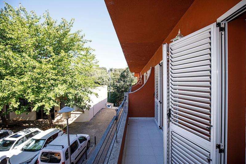 Foto 841927b2-a36a-42a9-abdc-b2b8caaf95d1. Alquiler piso apartamento de dos habitaciones con balcón en taialà, . alquiler de temporada. en Girona