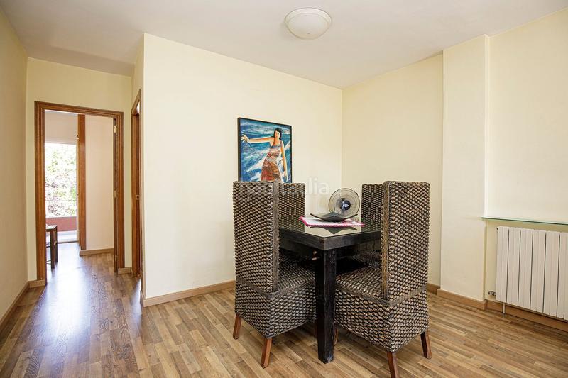 Foto 9b097f56-7b20-4def-97d8-17efd0004df1. Alquiler piso apartamento de dos habitaciones con balcón en taialà, . alquiler de temporada. en Girona