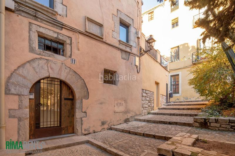 Foto 81f090f5-426a-49d7-b33d-ed5ebe884bfa. Piso apartamento en el barri vell, con licencia turística en Girona