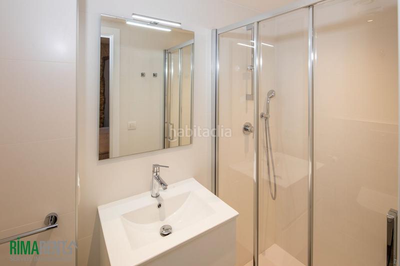 Foto fff8b4e5-276a-4f6f-9bf1-81dda015b226. Piso apartamento en el barri vell, con licencia turística en Girona