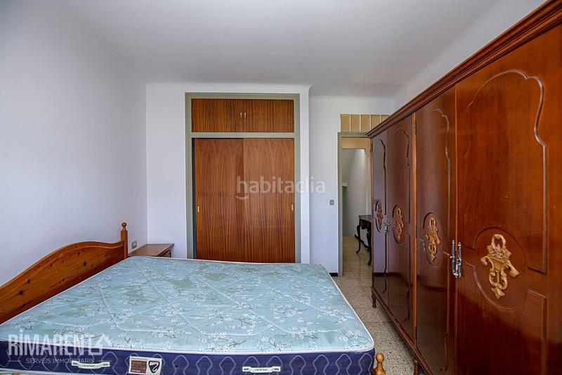 Foto ddd80e20-abac-40a7-a2f2-c604fa386a32. Chalet avec chauffage dans Centre Figueres