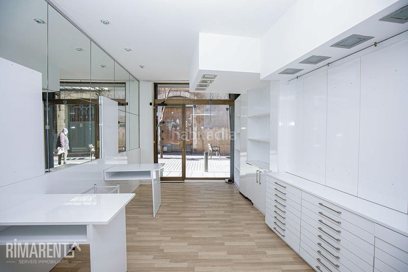 Foto e9cd6912-2fca-4603-946e-59c4f07a1ef6. Chalet avec chauffage dans Centre Figueres