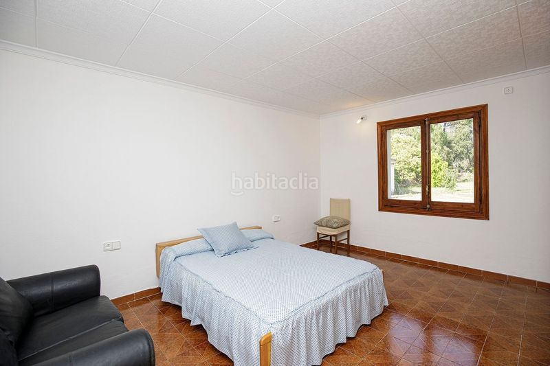 Foto b4672622-bc0d-40ad-accd-39d1070302da. Xalet amb calefacció aparcament piscina a Llambilles