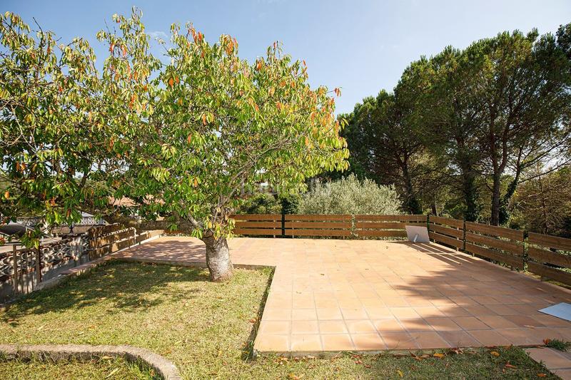 Foto c63c3c11-c32c-43f6-acc0-975903c980de. Chalet encantadora finca rústica en Llambilles