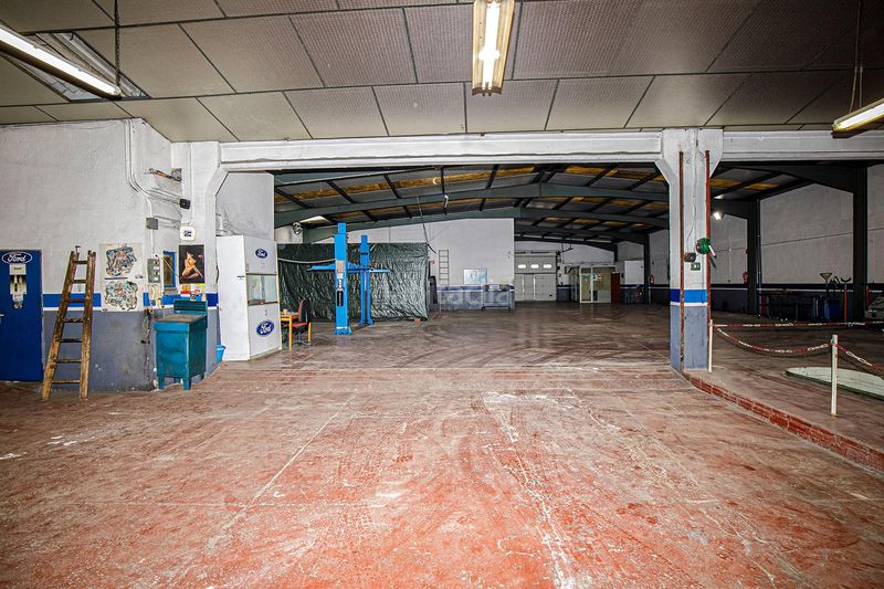 Foto 02856978-74d2-49e3-95ba-28577de58dd7. Xalet amb aparcament a Veïnat Salt