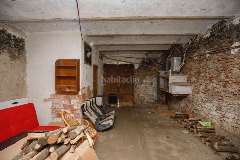 Foto bbd5a54e-5e96-4109-ab69-6ff4406cc4ce. Edificio  con gran potencial 3 viviendas opción de ampliar construcción en Arbúcies