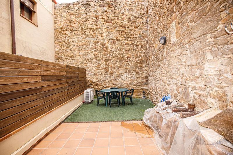 Foto b08a43c3-dc32-4b93-8d67-d51bb29a7605. Location chalet avec chauffage dans Gualta