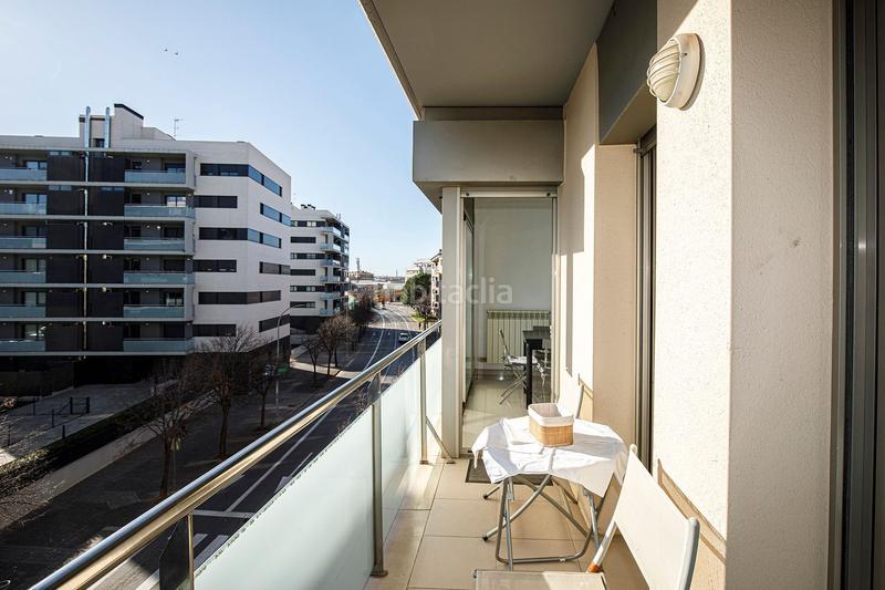 Foto 99b0778f-f9d5-4ddb-b27d-e6ac986f590c. Alquiler piso apartamento de dos habitaciones con parking . alquiler de temporada. en Girona