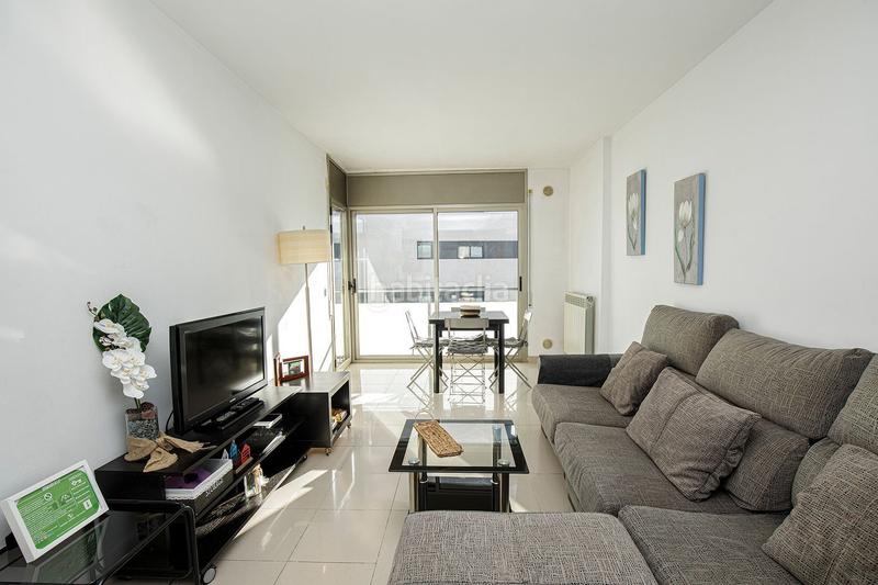 Foto bdaeb702-4516-44bb-a722-d71a8e171aa4. Alquiler piso apartamento de dos habitaciones con parking . alquiler de temporada. en Girona