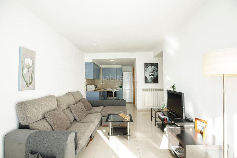 Foto d70b80e2-e505-4b58-a7cf-1ad8f9630fa9. Alquiler piso apartamento de dos habitaciones con parking . alquiler de temporada. en Girona