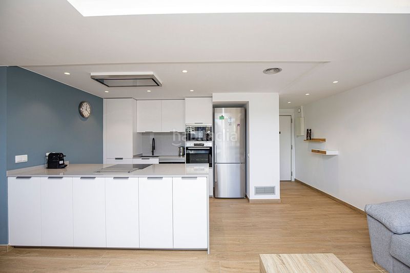 Foto 1168fc21-cb74-4ba7-a7e7-a6b504e78032. Lloguer pis amb aparcament a Eixample Nord Girona