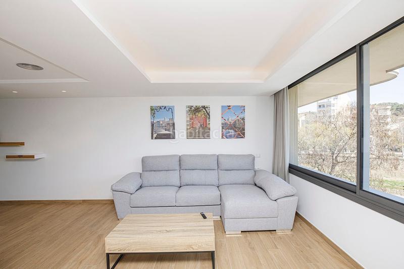 Foto 155912dc-e195-4a76-987a-f3610a749f48. Location appartement avec chauffage parking dans Eixample Nord Girona