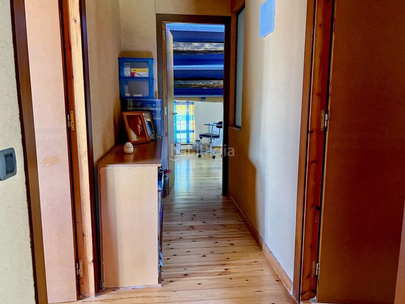 Foto 097b9f2e-3d87-4995-96a0-435c13c1d420. Masia amb aparcament a Llosses (Les)