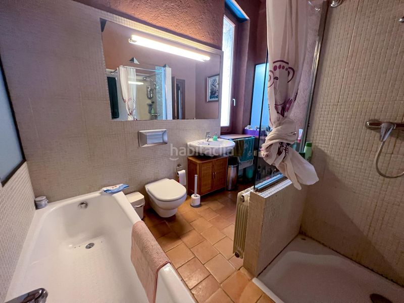 Foto 2a543802-34d5-4ca5-bfde-6a4c9b9d0f80. Masia amb aparcament a Llosses (Les)