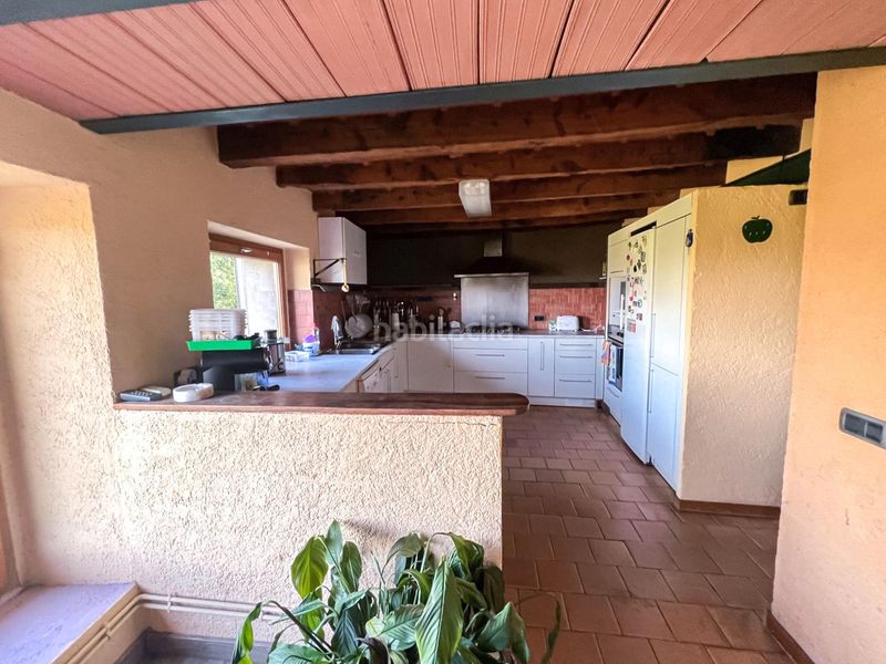 Foto 5f68a997-5cf4-4b24-a6a9-d57ca99c6c03. Masia amb aparcament a Llosses (Les)