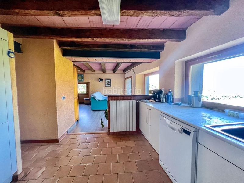 Foto 84f54fe3-792a-431c-a04c-27ce532fc7cc. Masia amb aparcament a Llosses (Les)