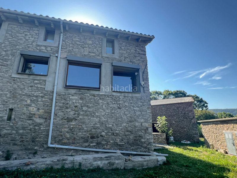 Foto 8e1da65c-f4d6-4902-a3e5-70c916f3aa5c. Masia amb aparcament a Llosses (Les)